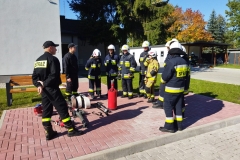 Szkolenie podstawowe strażaków ratowników OSP - stanowisko z armaturą pozarniczą