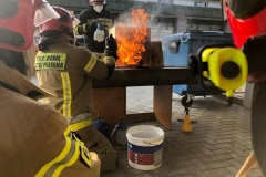 Ćwiczenia z zakresu technik gaszenia pożarów wewnętrznych