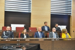 Uroczysta zbiórka, podczas której wręczono promesy przedstawicielom Ochotniczych Straży Pożarnych z terenu powiatu świdnickiego na realizację zadań statutowych