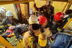 Ćwiczenia zgrywające - pomoc osobie poszkodowanej