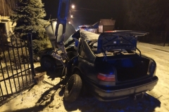 Uszkodzone auto